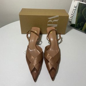 Женские туфли с открытой пяткой