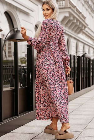 Розовое платье-миди с цветочным принтом и V-образным вырезом