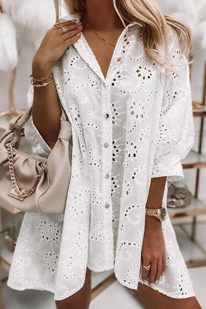 Белое короткое платье-рубашка из шитья с объемным коротким рукавом
