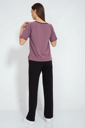 Костюм Костюм Kivviwear 403823063105 пурпурно-серый 
Сезон: Лето
Рост: 170

Легкий и стильный костюм для летнего сезона, а так же для занятий спортом. Футболка с V-образным вырезом и рукавом реглан п