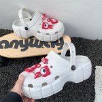 Женские резиновые сабо, с джибитсами &quot;Мишка&quot;, цвет белый