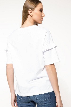 Блуза белая с вышивкой