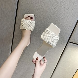 Шлепки женские