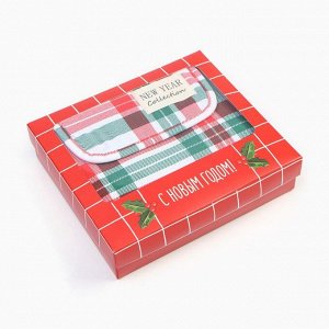 Набор новогодний кухонный "Этель" Нoliday decoration: полотенце 40х73 см, прихватка 19х19 см, фартук 60х70 см