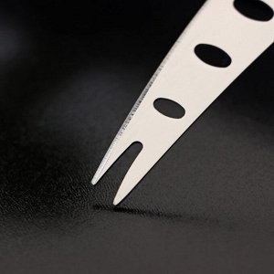 Нож для сыра Доляна «Ломоть», ручка из гевеи, 13,9x3 см