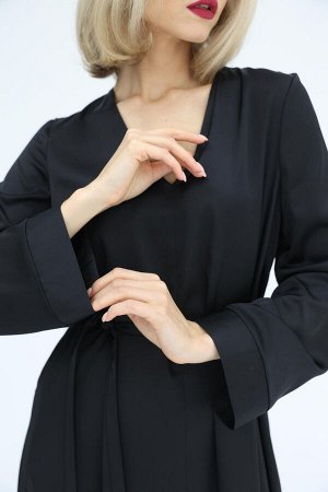 Шелковое платье свободного силуэта, цвет чёрный