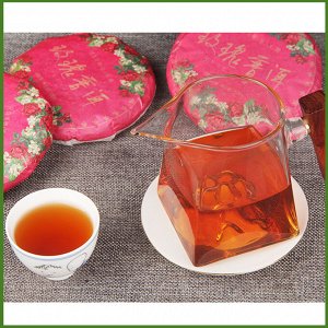 Чай пуэр прессованный с лепестками чайной розы 100 гр