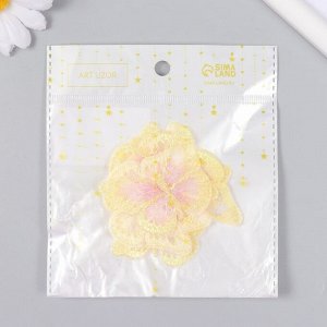 Декор для творчества текстиль вышивка "Бабочка жёлто-розовая" 4,3х5,5 см