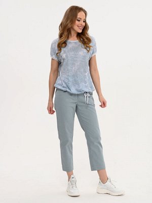 Брюки Летние женские брюки М-541 - это идеальный вариант для создания модного и удобного образа в жаркое время года. Изготовленные из легкой хлопчатобумажной ткани с добавлением лайкры, эти брюки обес