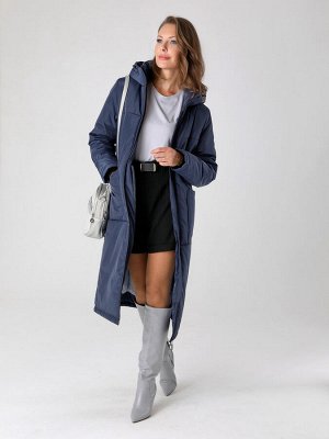 Пальто Длинное зимнее пальто  прямого силуэта с втачными рукавами подходит для девушек и женщин разной возрастной категории. Легкое приталивание можно осуществить с помощью затяжки по спинке. Воротник