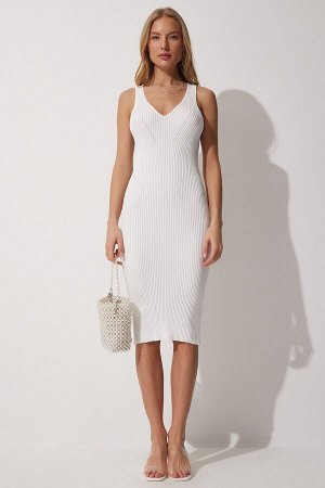 Женское белое трикотажное платье в рубчик с v-образным вырезом ER00044