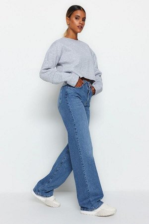 Синие широкие джинсы с высокой талией