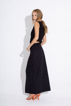 Костюм Костюм Pirs 4550 черный 
Состав: Хлопок-45%; Лён-55%;
Сезон: Лето
Рост: 164

Модель отшивается под заказ. Срок пошива от 3 недель.Текстильный костюм-двойка из укороченного жилета и макси-юбкиД