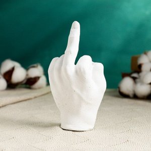 Фигура "Средний палец" белая, 15,5см