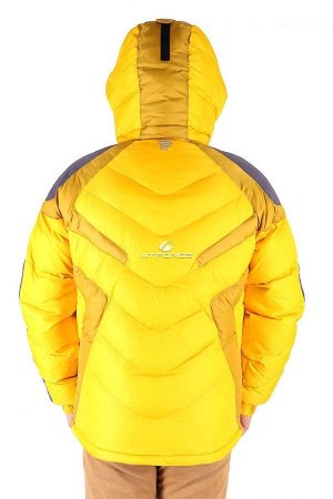 Мужская зимняя спортивная куртка желтого цвета