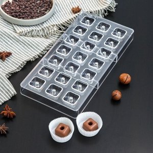 УЦЕНКА Форма для шоколада и конфет «Пончик в форме квадрата», 21 ячейка, 33?16,2 см