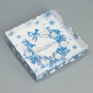 Коробка для кондитерских изделий с PVC крышкой «Волшебных праздников», 15 ? 15 ? 3 см