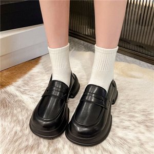 Женские Лоферы
