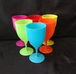Бокалы пластиковые. средние (350 см )