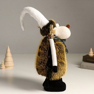 Кукла интерьерная "Лосик в белом колпаке и шарфике с пайетками" 43 см