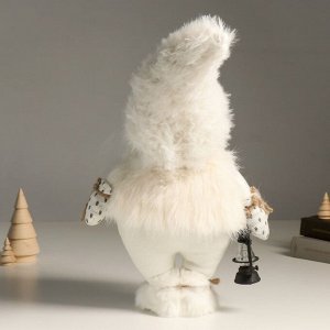 Кукла интерьерная "Дед Мороз в белой мохнатой шубке и колпаке, с фонариком" 43 см