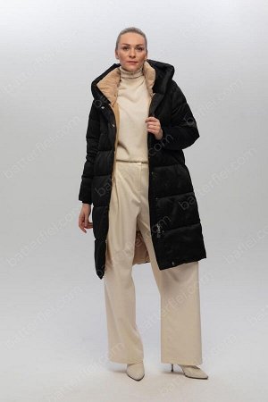 Пальто Пальто женское со съемной стойкой.
Модель прямого силуэта идеально подходит к любому телосложению. Это стильная модель пальто средней длины идеальна в любой ситуации. Простегана горизонтальной 