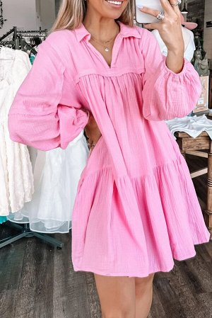 Розовое многоярусное платье-рубашка с V-образным вырезом
