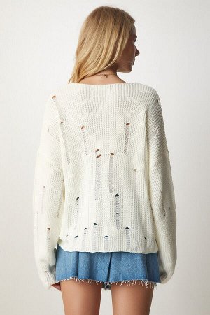 Женский вязаный свитер с костяными рваными деталями MX00119