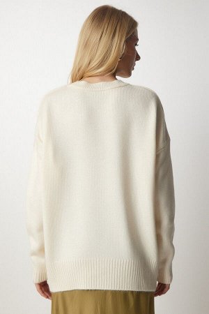 Женский кремовый свитер оверсайз с круглым вырезом BV00085