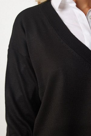 Женский черный вязаный свитер оверсайз с v-образным вырезом BV00082