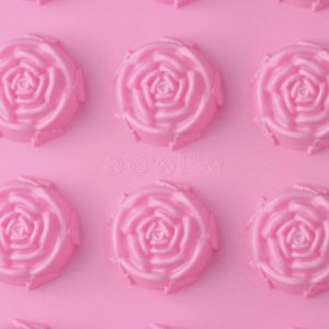 Форма для выпечки Доляна «Цветы. Роза», силикон, 29,5x17,5 см, 15 ячеек (d=4,2 см), цвет МИКС