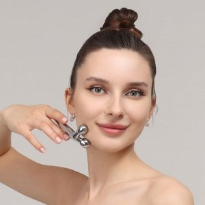 Массажёр для лица и зоны декольте, 2 шара, 14,3х4,5 см, цвет серебристый