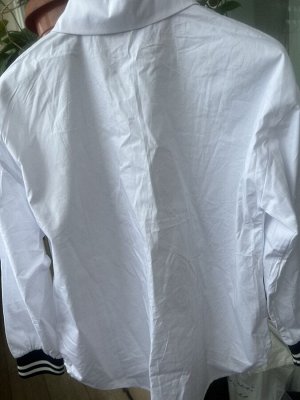 Блузка  белая