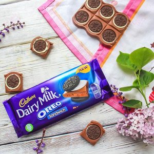 Шоколад Cadbury Dairy Milk Oreo sandwich, 92 гр