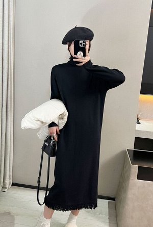 Женское трикотажное платье с бахромой по низу, цвет черный