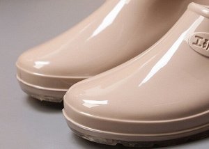 Женские резиновые сапожки
