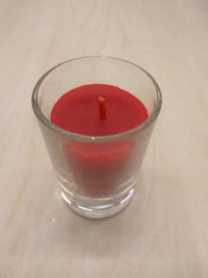 Свеча в стопке красная, H-7 см
