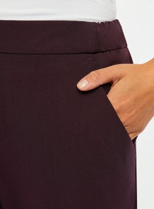 Брюки зауженные на эластичном поясе