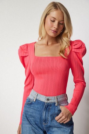 Женская розовая трикотажная блузка в рубчик с квадратным воротником YY00159