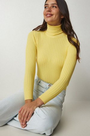 Женский желтый базовый свитер в рубчик с высоким воротником bv00095