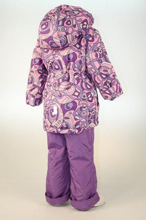 Абстракция В прохладную погоду весной или осенью наиболее подходящим для активных прогулок на свежем воздухе является комплект , состоящий из куртки и брюк-полукомбинезона из плащевой ткани. Марка BAR