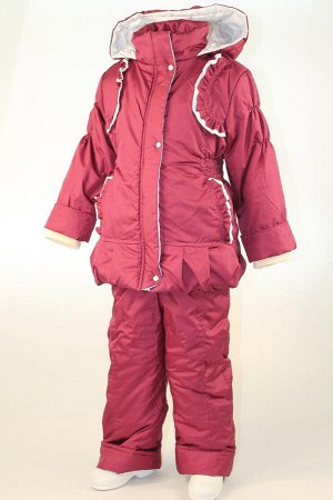 Малина В прохладную погоду весной или осенью наиболее подходящим для активных прогулок на свежем воздухе является комплект , состоящий из куртки и брюк-полукомбинезона из плащевой ткани. Марка BARRAKU