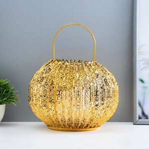 Светодиодная свеча в подсвечнике RISALUX «Подсвечник», ночник LED, от батареек 3xААА, золото, 19x19x17 см