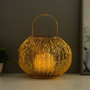 Светодиодная свеча в подсвечнике RISALUX «Подсвечник», ночник LED, от батареек 3xААА, золото, 19x19x17 см