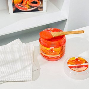 Скраб для тела солевой с витаминами С и Е "Папайя" Carebeau / Carebeau Spa Lightening Salt Scrub Papaya
