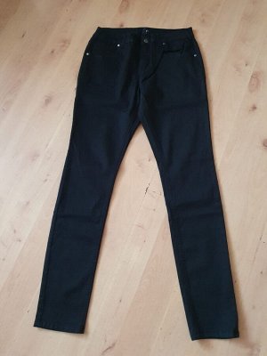 Новые джинсы NU Дания
