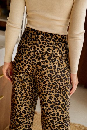 Леопардовые брюки прямого кроя