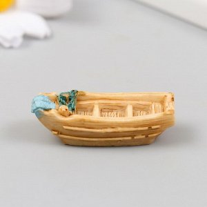 Фигурка для флорариума полистоун "Рыбацкая лодка" 4,5х2х1,5 см
