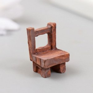 Фигурка для флорариума полистоун "Деревянный стул" 1,8х1,5х2,5 см