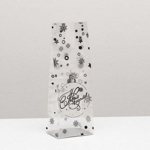 Пакет подарочный новогодний с жёстким дном, прозрачный со снежинками, 6x8x23 см